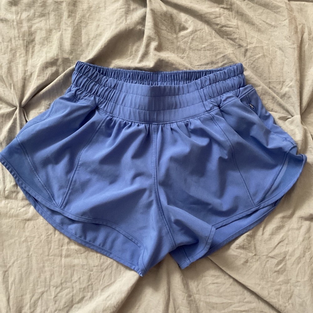 Lululemon size 0 hotty hots purple (never worn) 2.5 low rise